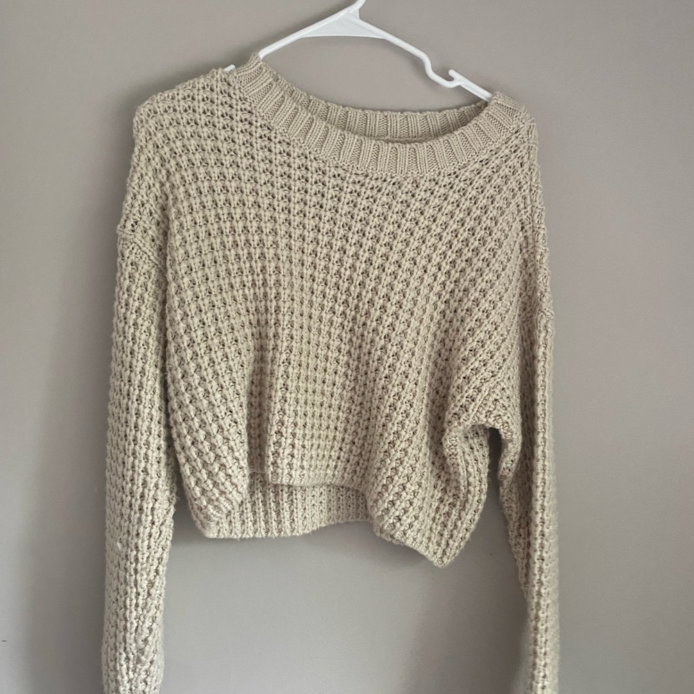 Cream Cropped pacsun sweater